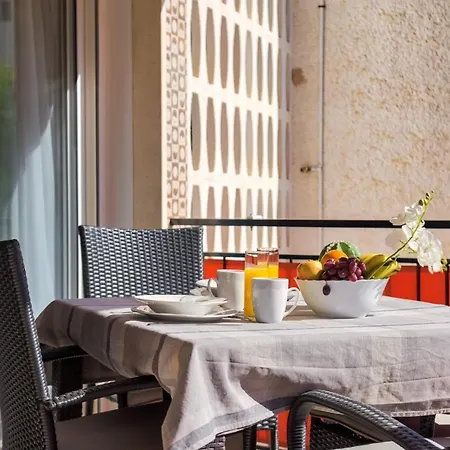 Sur Alhambra * فوينخيرولا